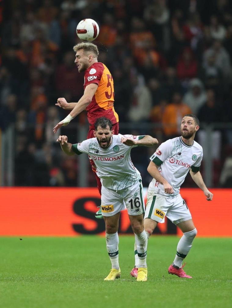 Aslan 3 puanı 3 golle aldı! 12